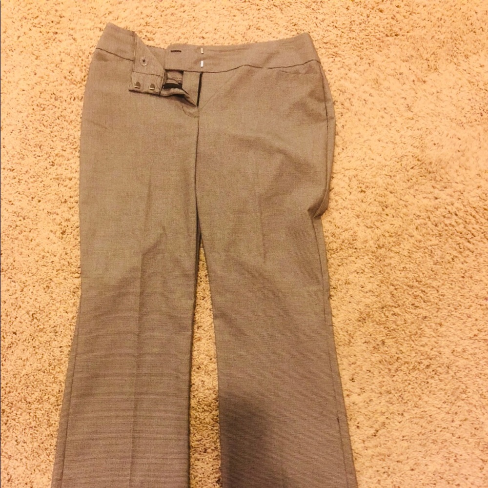 Black and white honestooth pants